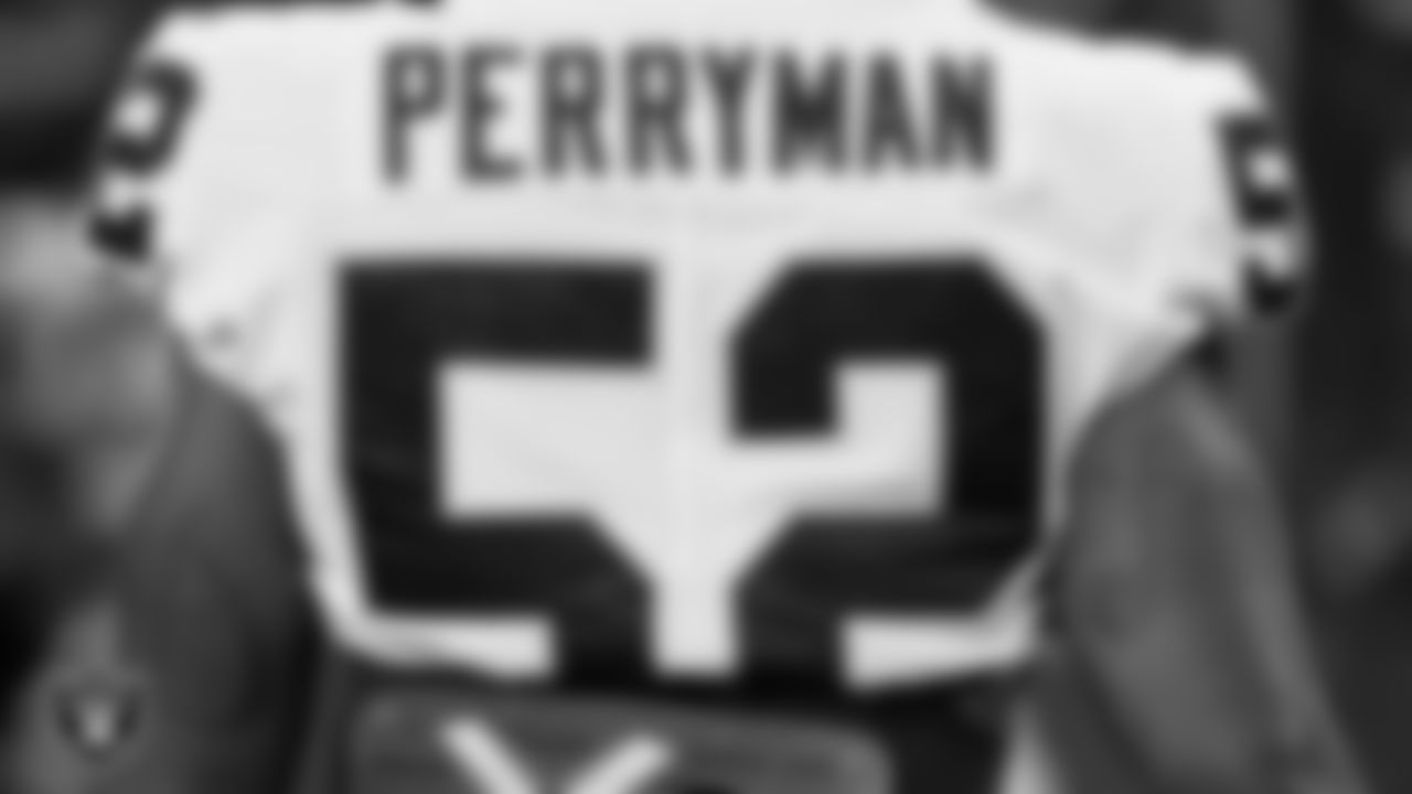 Las Vegas Raiders linebacker Denzel Perryman (52) warming up before the regular season away game against the Indianapolis Colts.