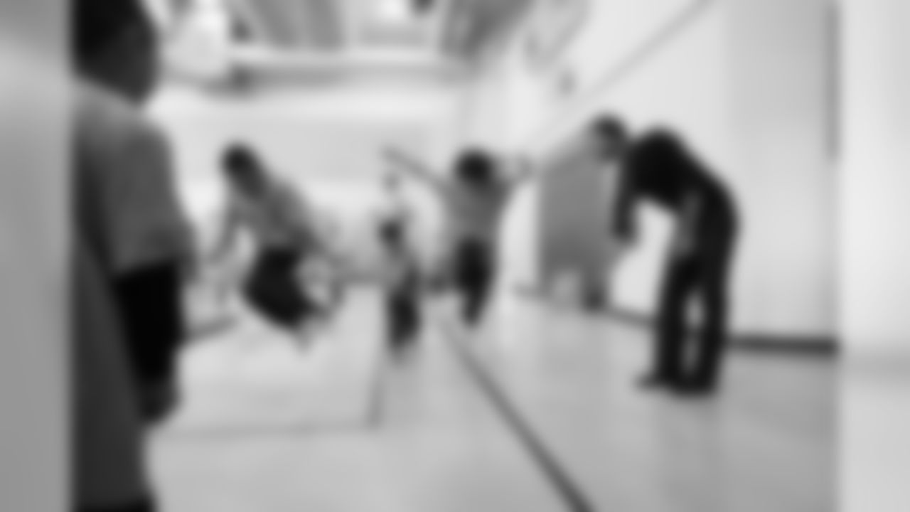 The students jump rope as they Play 60.