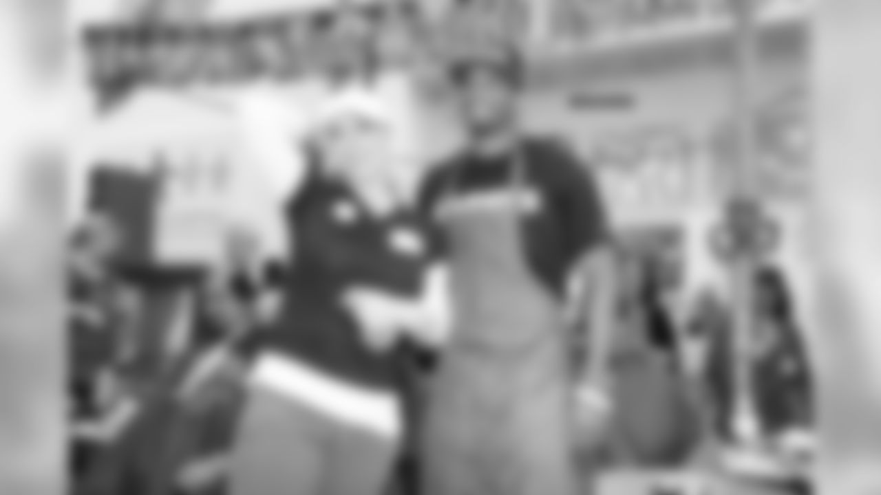 Streater Participates in St. Baldrick's Event