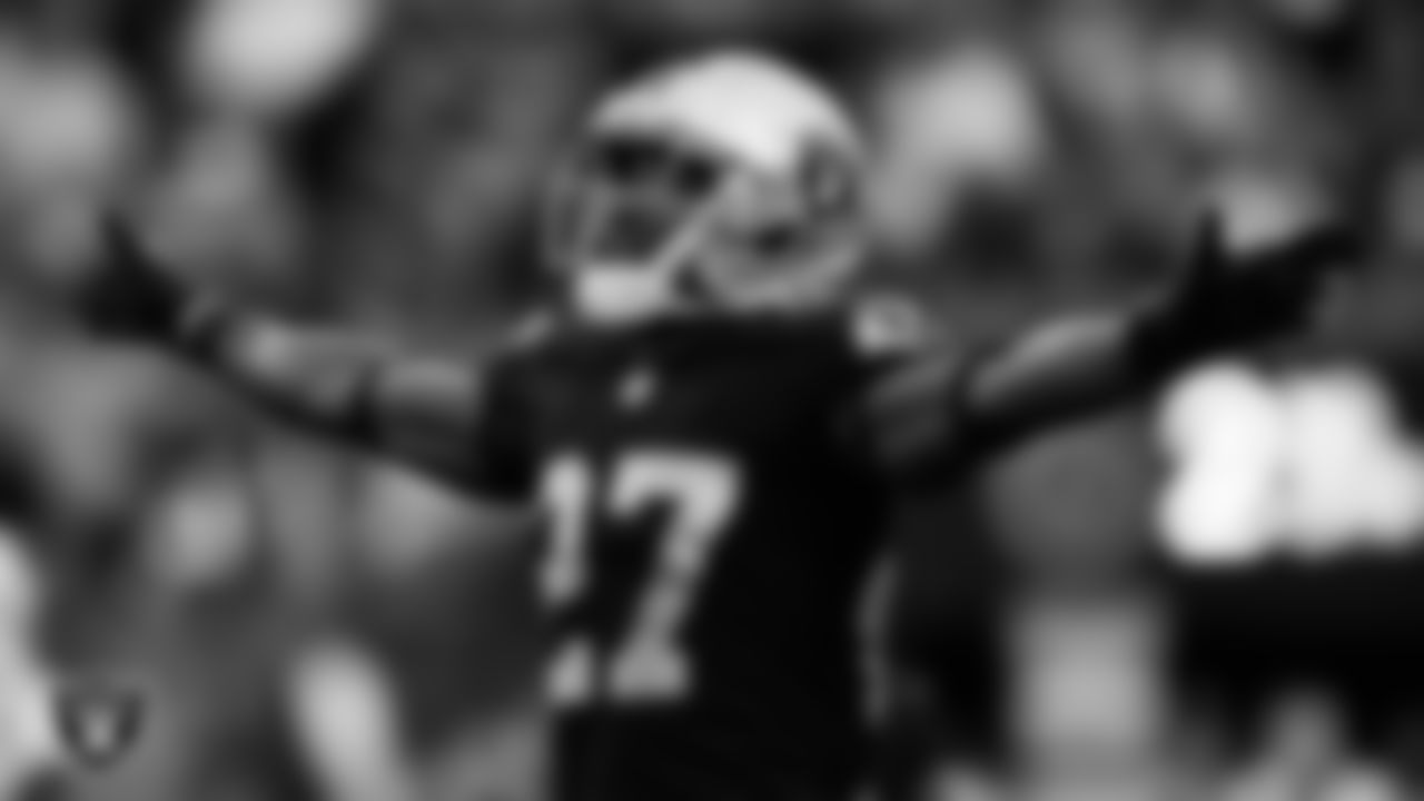 CB Sam Webb