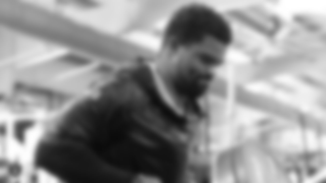 Raiders running back Chris Warren III at a workout during phase one of the offseason program at the Raiders Practice Facility in Alameda, Calif.