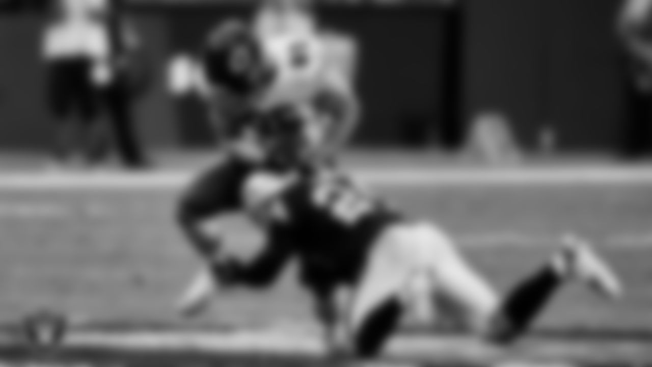 Las Vegas Raiders safety Johnathan Abram (24) makes a tackle during the regular season home game against the Chicago Bears.