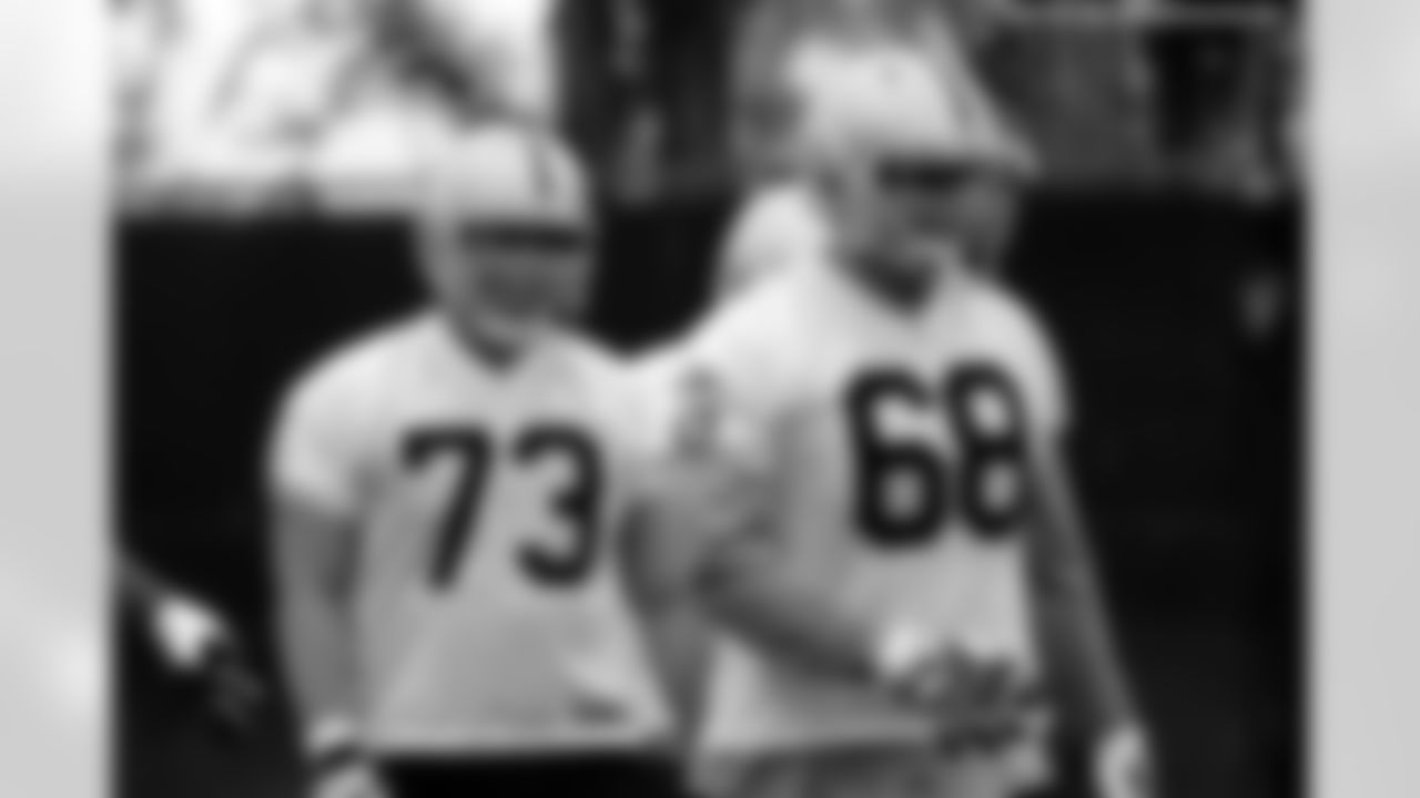 OL Jared Veldheer and Ed Wang