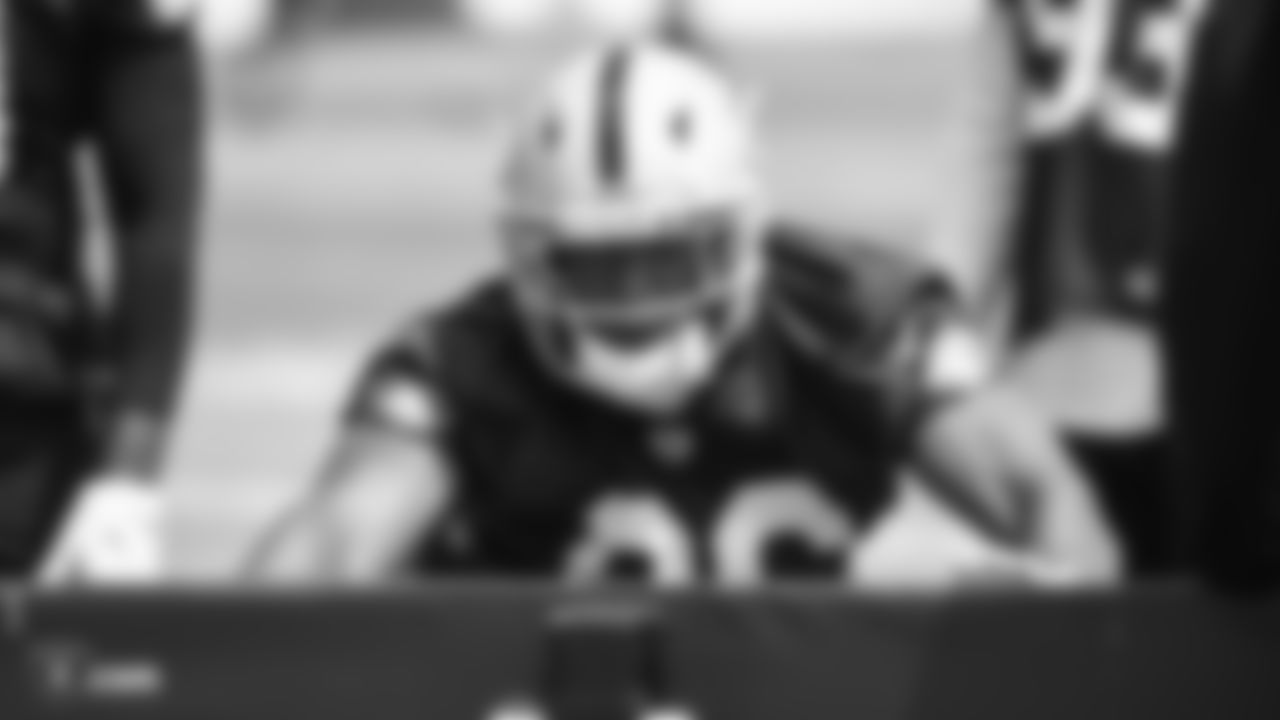 DE Clelin Ferrell
