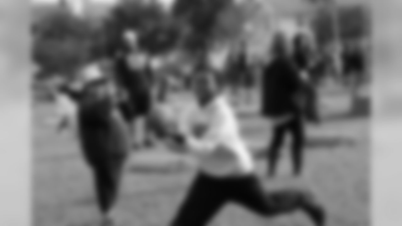 Play 60 Youth Football Clinic