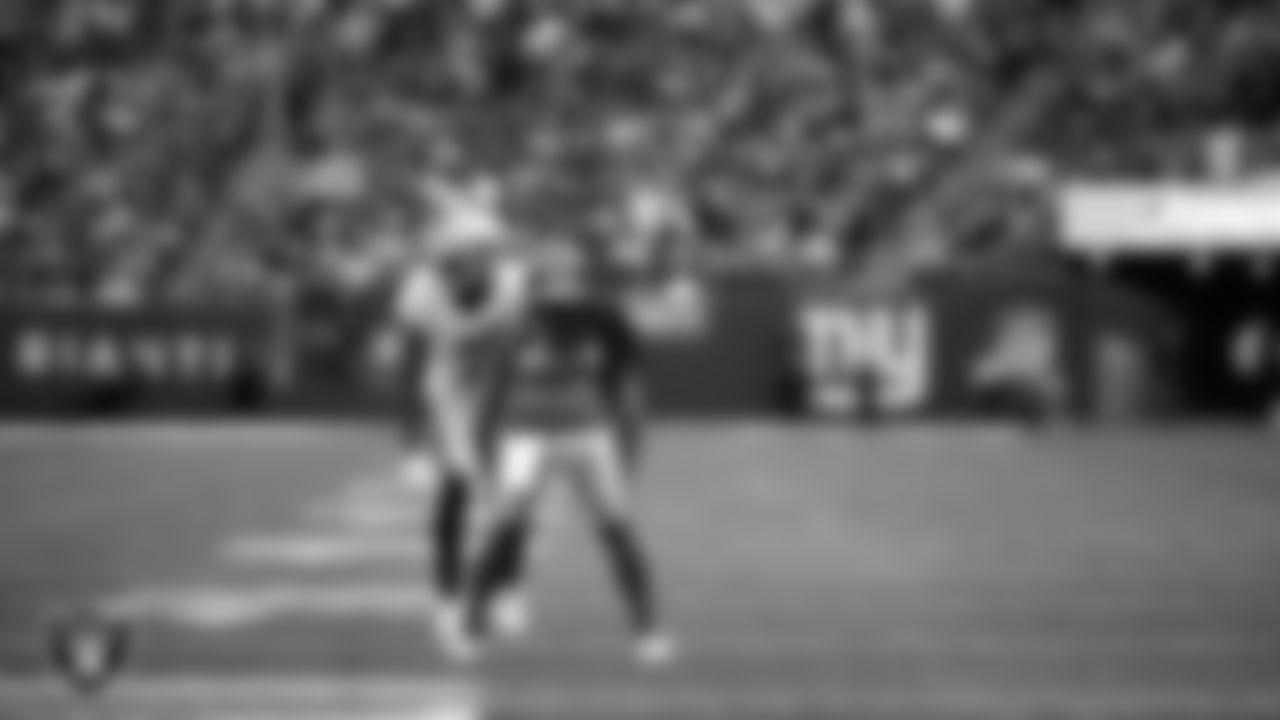 Las Vegas Raiders wide receiver Zay Jones (7) lines up before the snap during the regular season away game against the New York Giants.