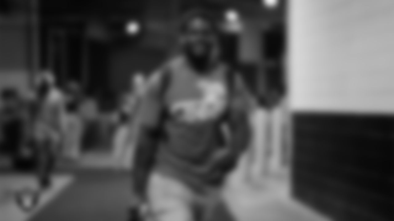 Las Vegas Raiders defensive tackle Bilal Nichols (91) arrives to the regular season away game against the Jacksonville Jaguars at TIAA Bank Field.