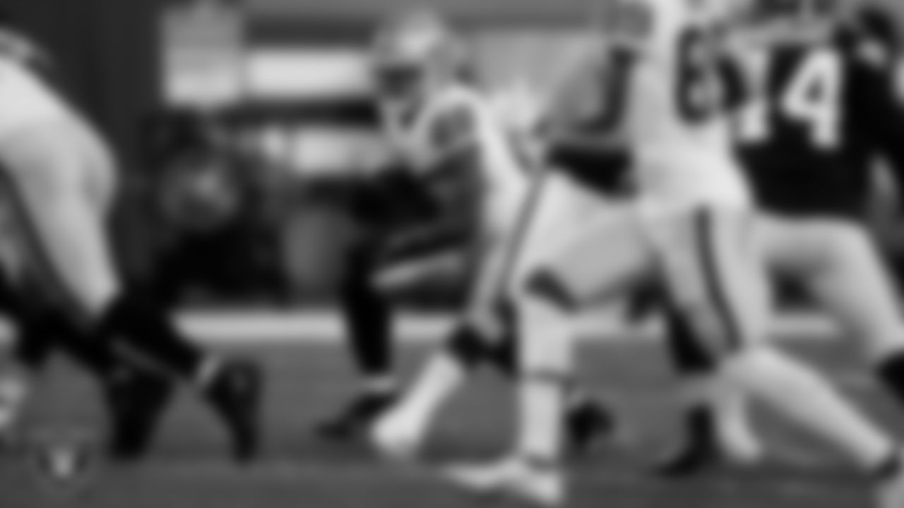 Las Vegas Raiders running back Josh Jacobs (28) rushes during the regular season away game against the Cleveland Browns.