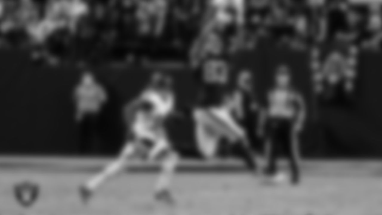 TE Darren Waller
2021 Stats: 53 receptions for 643 yards, 2 touchdowns