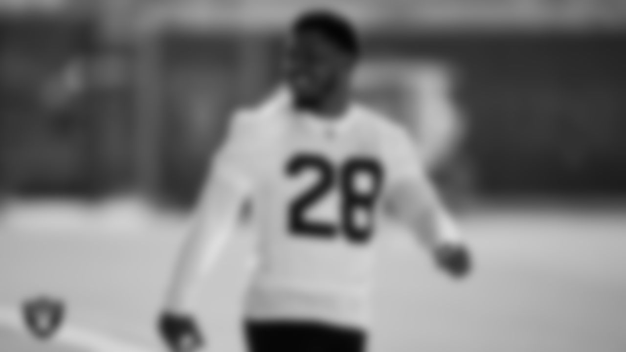 Las Vegas Raiders running back Josh Jacobs (28) at a workout during phase two of the offseason program.
