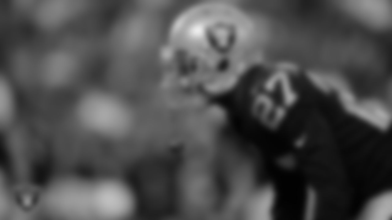 Las Vegas Raiders cornerback Trayvon Mullen Jr. (27) during the regular season game against the Baltimore Ravens at Allegiant Stadium.