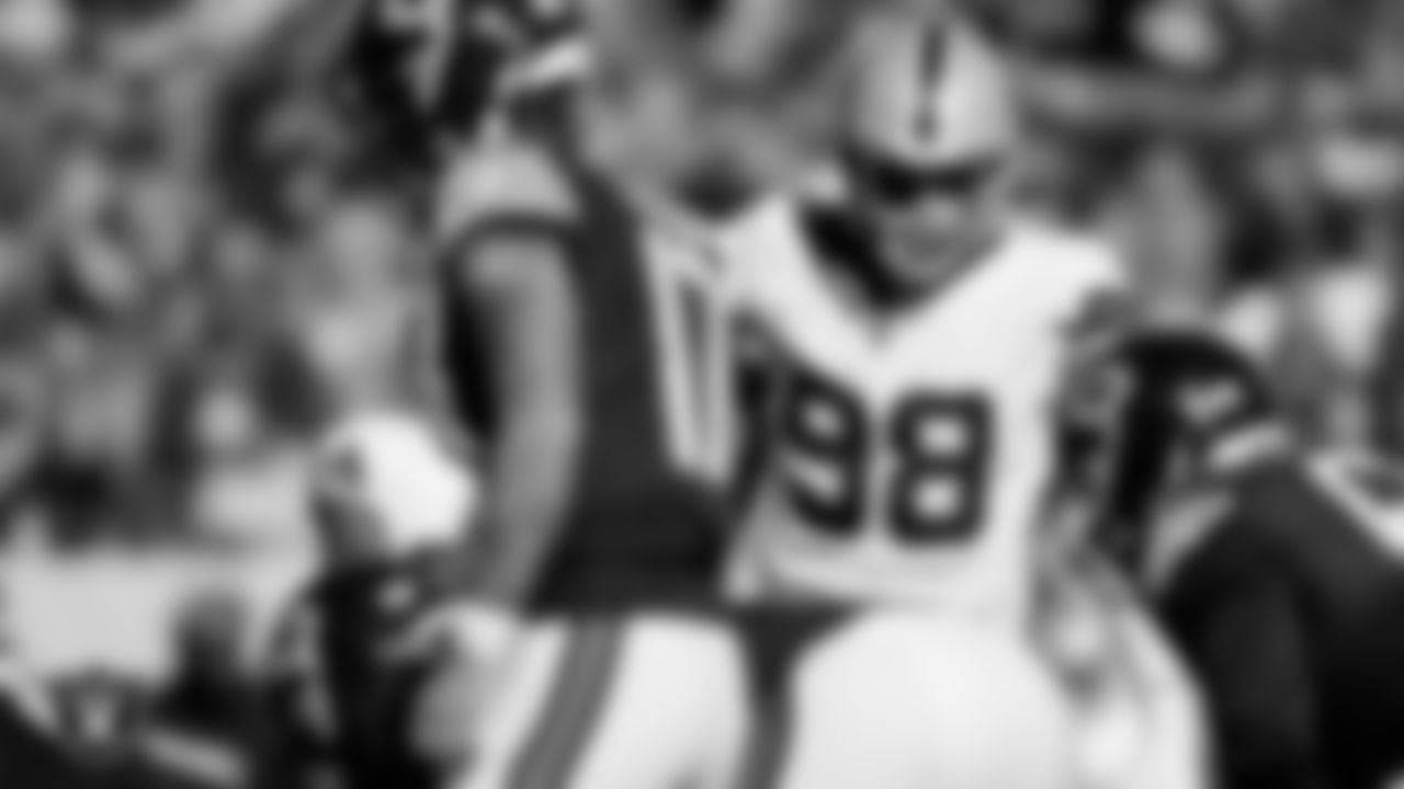 Las Vegas Raiders defensive end Maxx Crosby (98) during the regular season away game against the Chicago Bears at Soldier Field.