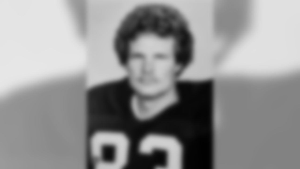 Ted Hendricks played in 131 games with 122 starts and was a key member of all three Raiders Super Bowl winning teams. He recorded 10 interceptions for 111 yards and recovered 10 fumbles. Hendricks was named to the Pro Bowl four times as a Raider and selected 1st team All-Pro twice.