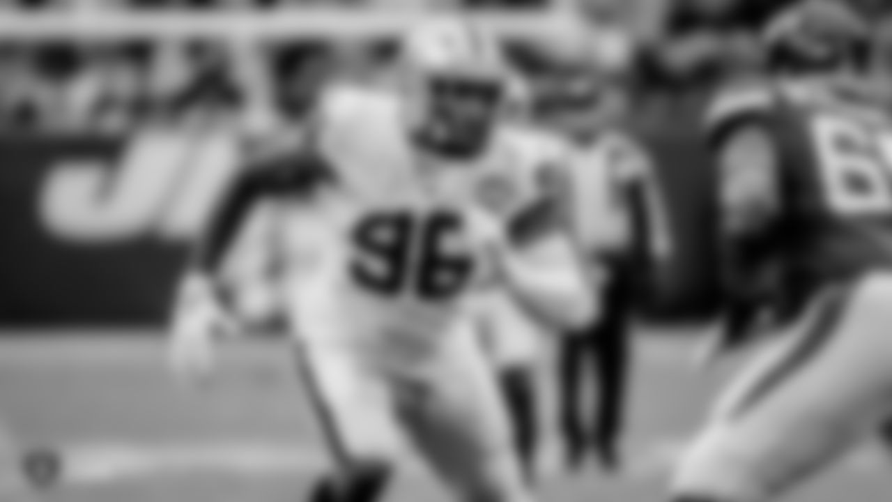 Raiders defensive end Clelin Ferrell (96) rushes the quarterback during the regular season game against the New York Jets.