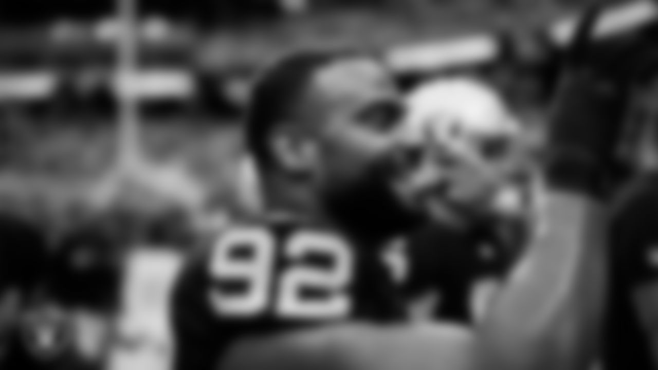Las Vegas Raiders defensive tackle Solomon Thomas (92) heads back to the locker rooms after warming up on the field before the regular season home game against the Chicago Bears.