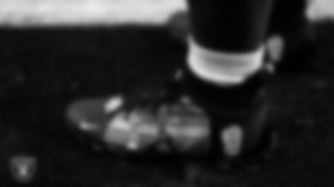 Las Vegas Raiders running back Josh Jacobs' (28) cleats warming up before the regular season home game against the Philadelphia Eagles.
