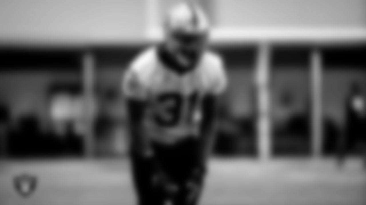 Las Vegas Raiders cornerback Isaiah Johnson (31) during practice.