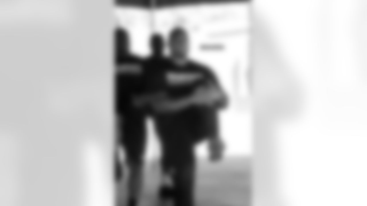 DE LaMarr Woodley