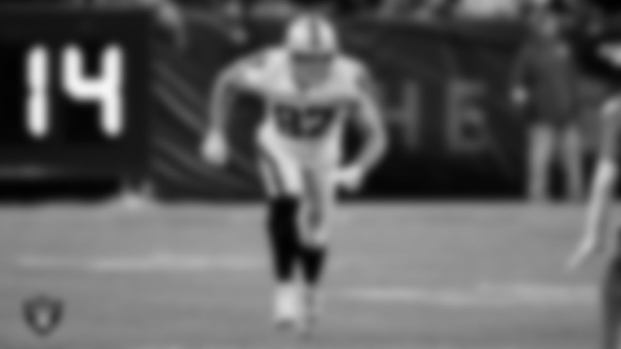 Las Vegas Raiders tight end Foster Moreau (87) during the regular season away game against the Denver Broncos at Empower Field at Mile High.