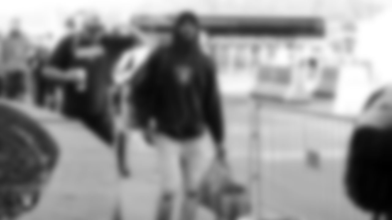 Las Vegas Raiders cornerback Nate Hobbs (39) arrives to the regular season away game against the Kansas City Chiefs at Arrowhead Stadium.