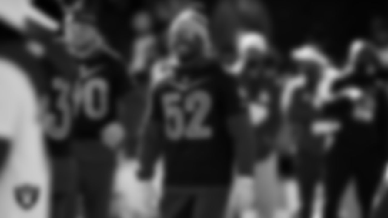 Las Vegas Raiders linebacker Denzel Perryman (52) during a practice for the 2022 Pro Bowl.