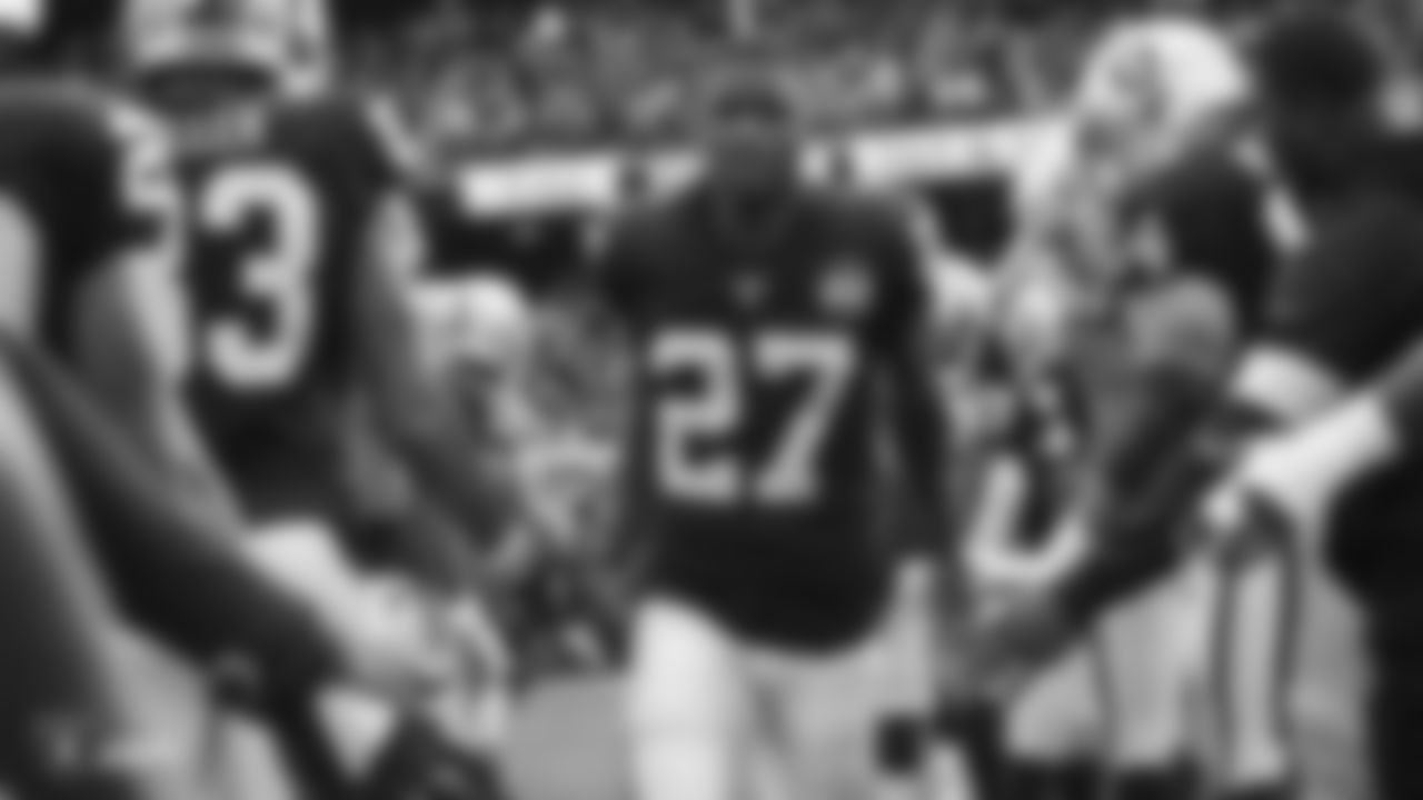Raiders cornerback Trayvon Mullen (27) is introduced onto the field before their regular season game against the Tennessee Titans.