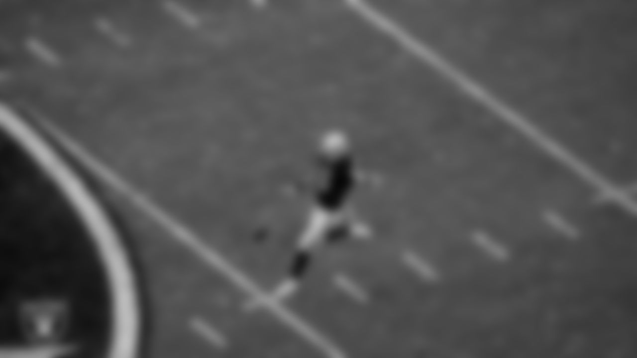 Las Vegas Raiders punter AJ Cole (6) during the regular season home game against the Cincinnati Bengals.