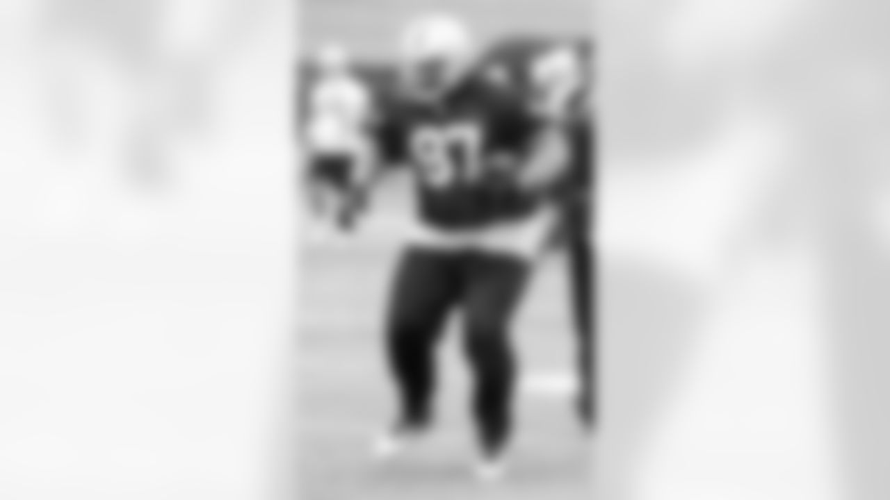 NT Travis Ivey