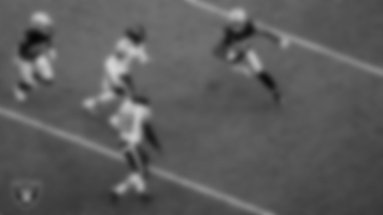 Las Vegas Raiders running back Josh Jacobs (28) during the regular season home game against the Chicago Bears.