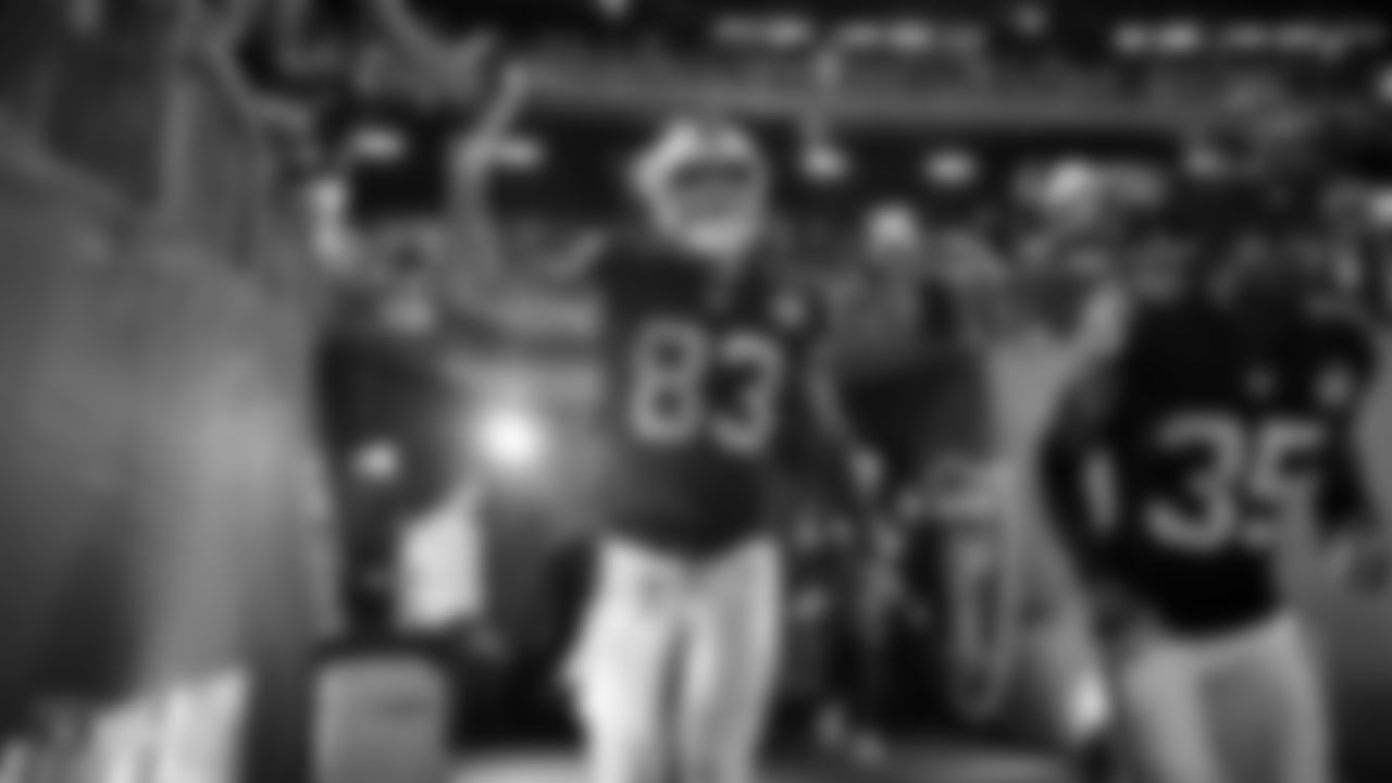 Raiders tight end Darren Waller (83) enters the field before the Raiders regular season game against the Denver Broncos.