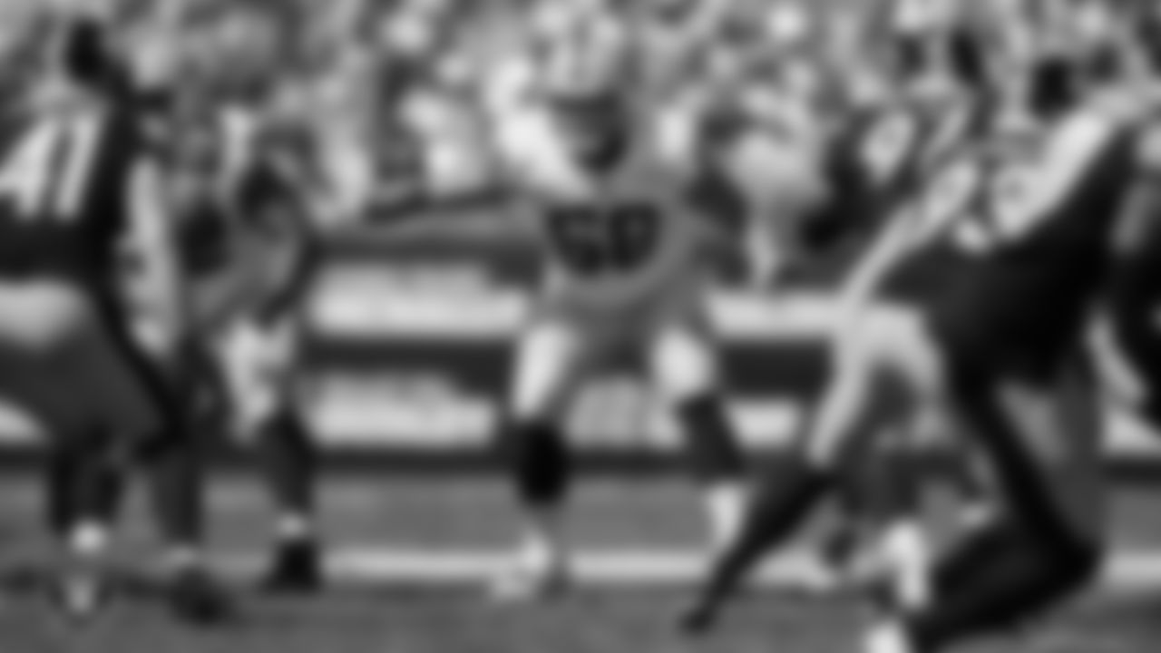Las Vegas Raiders center Andre James (68) blocks during the regular season away game against the Pittsburgh Steelers.