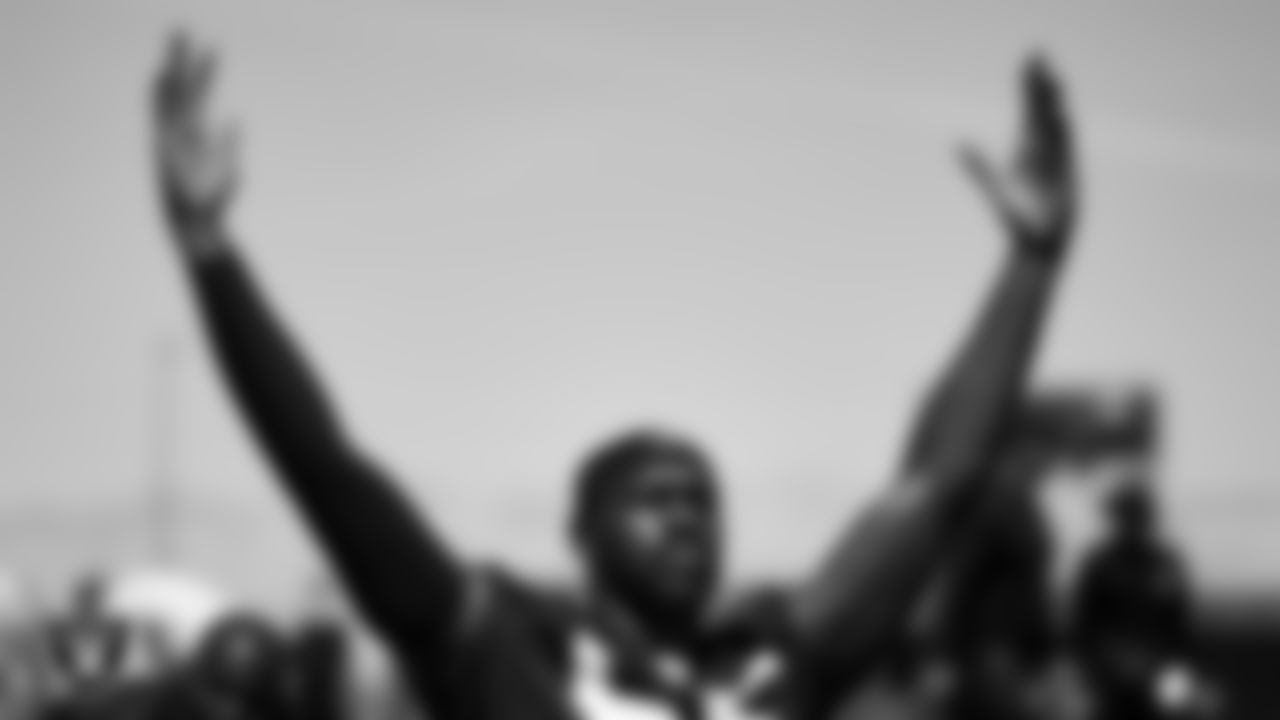 Las Vegas Raiders defensive end Chandler Jones (55) at an Organized Team Activity (OTA).