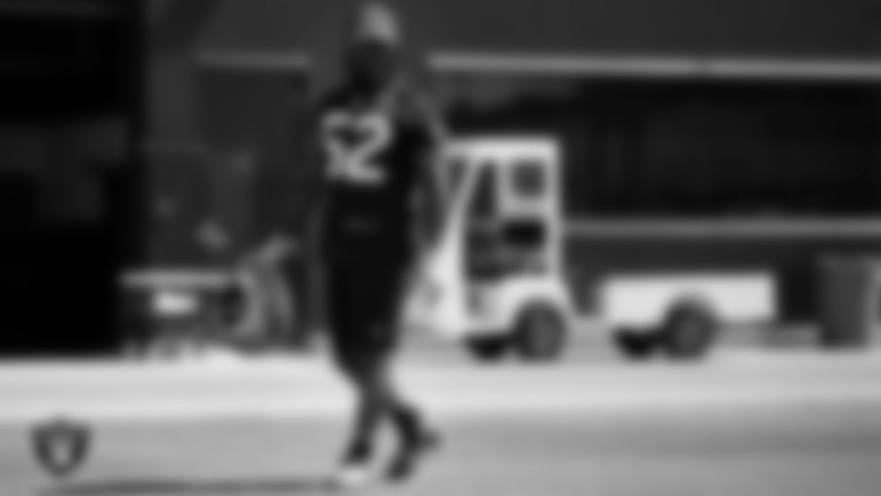 Las Vegas Raiders linebacker Denzel Perryman (52) during Mandatory Minicamp.