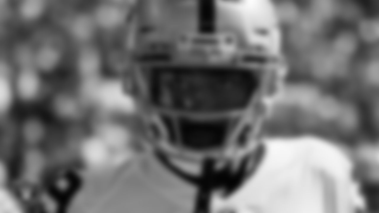 Las Vegas Raiders cornerback Nate Hobbs (39) on the sidelines before the Las Vegas Raiders regular season away game against the Pittsburgh Steelers.