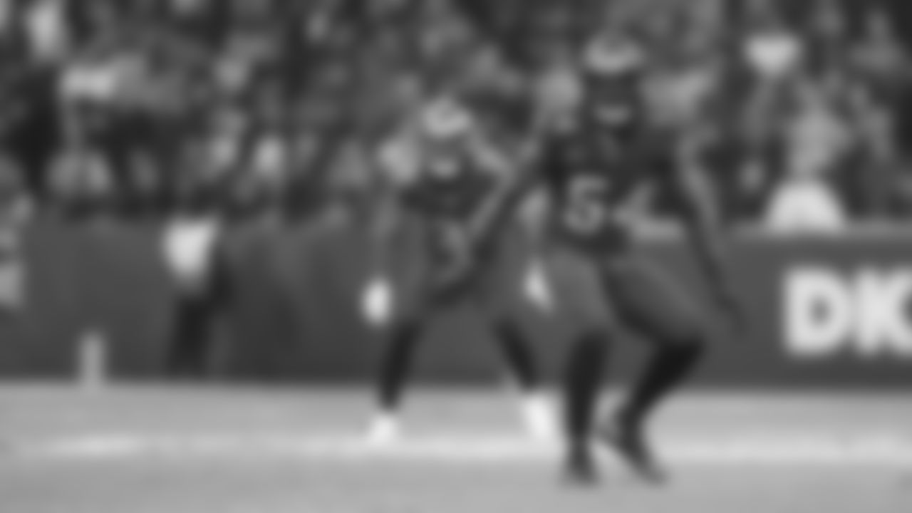 LB Lavonte David