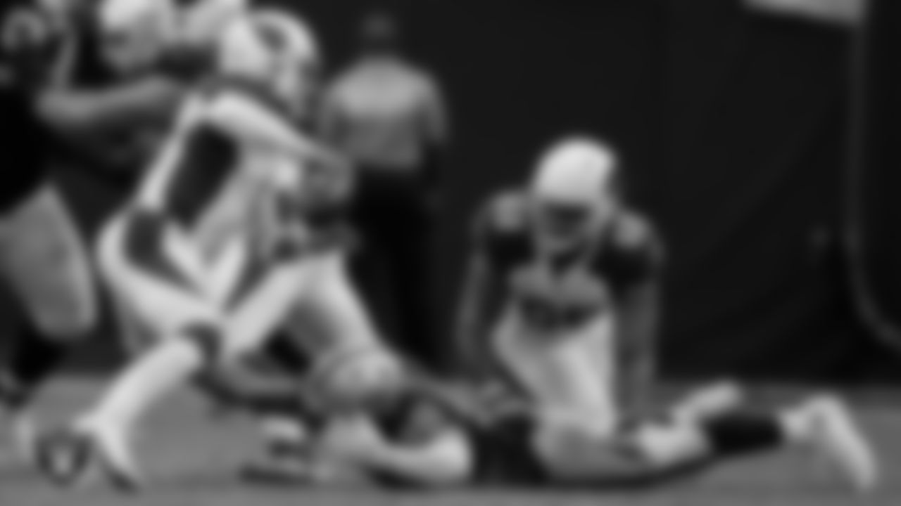 Las Vegas Raiders defensive end Maxx Crosby (98) during the regular season home game against the Arizona Cardinals at Allegiant Stadium.