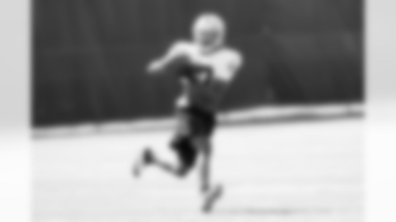 WR Denarius Moore.