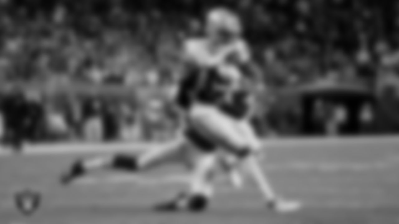 Las Vegas Raiders wide receiver Bryan Edwards (89) during the regular season away game against the Cleveland Browns.