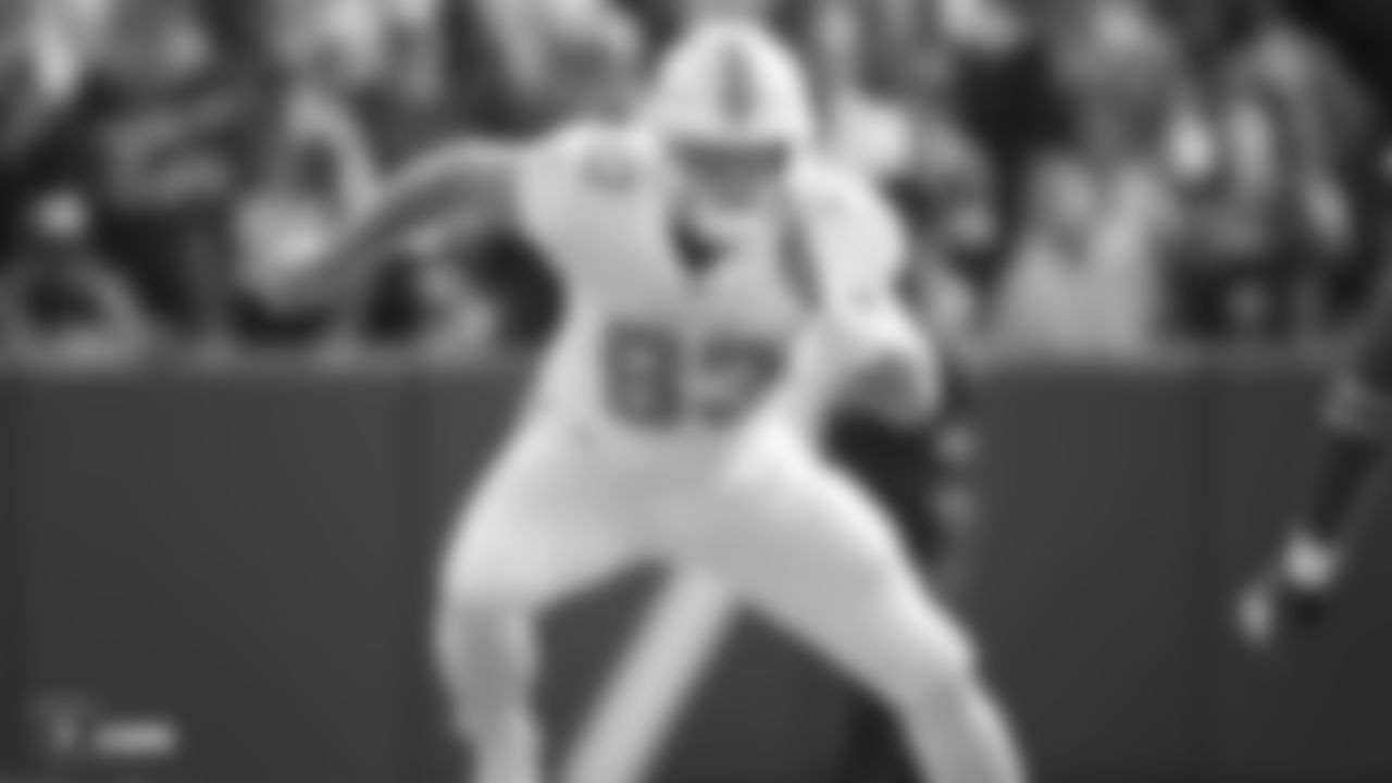 Nick O'Leary, TE