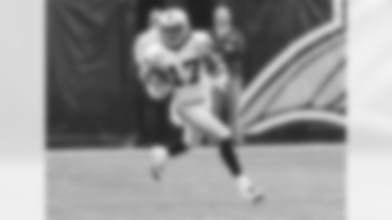 WR Denarius Moore returns a punt.