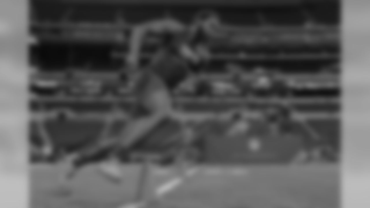 Clive Walford
2015 NFL Draft
Round 3 Pick 68