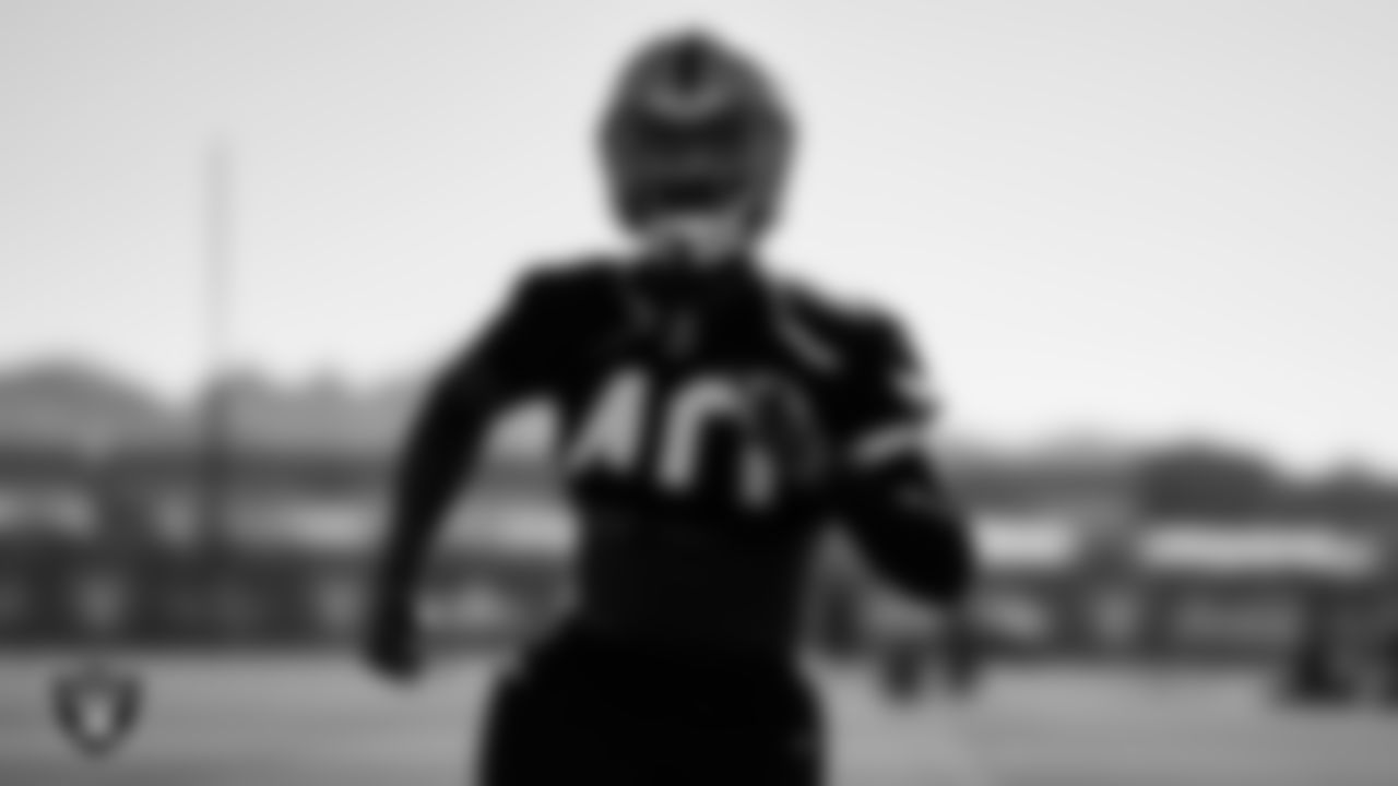 S Jalen Elliott (2020)
Notre Dame