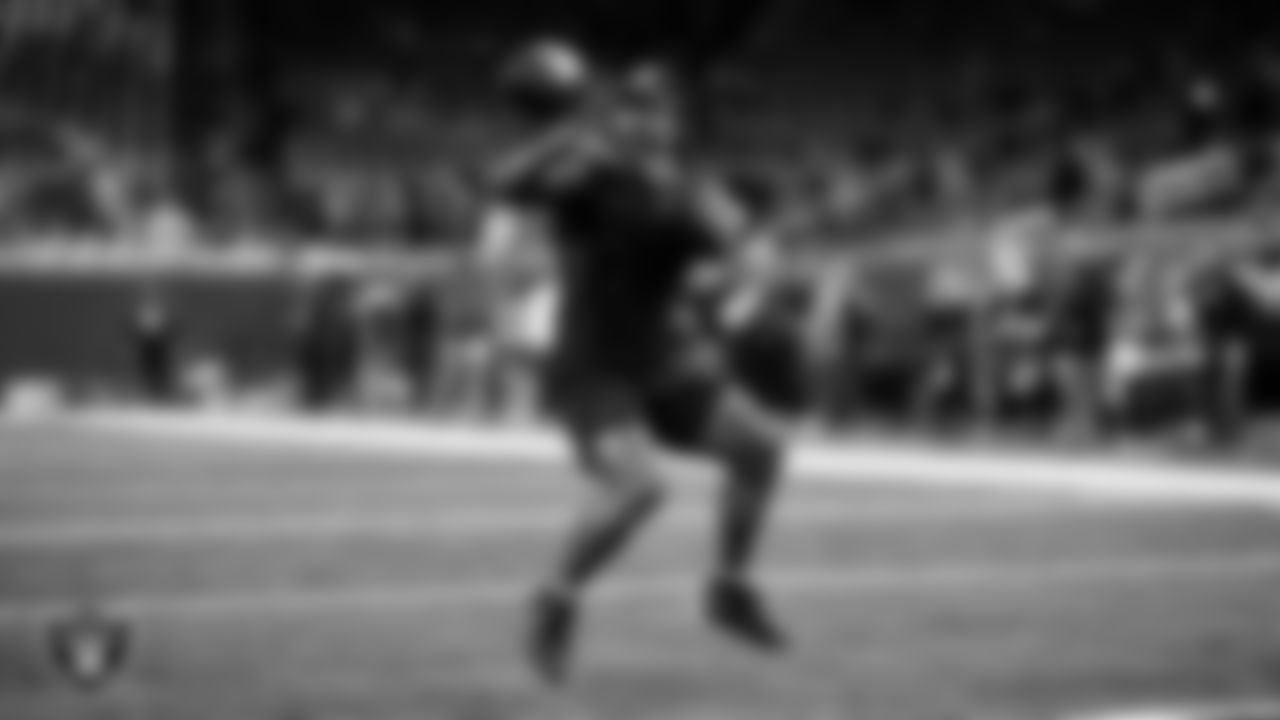 Las Vegas Raiders running back Ameer Abdullah (22) warming up before the regular season away game against the Detroit Lions at Ford Field.