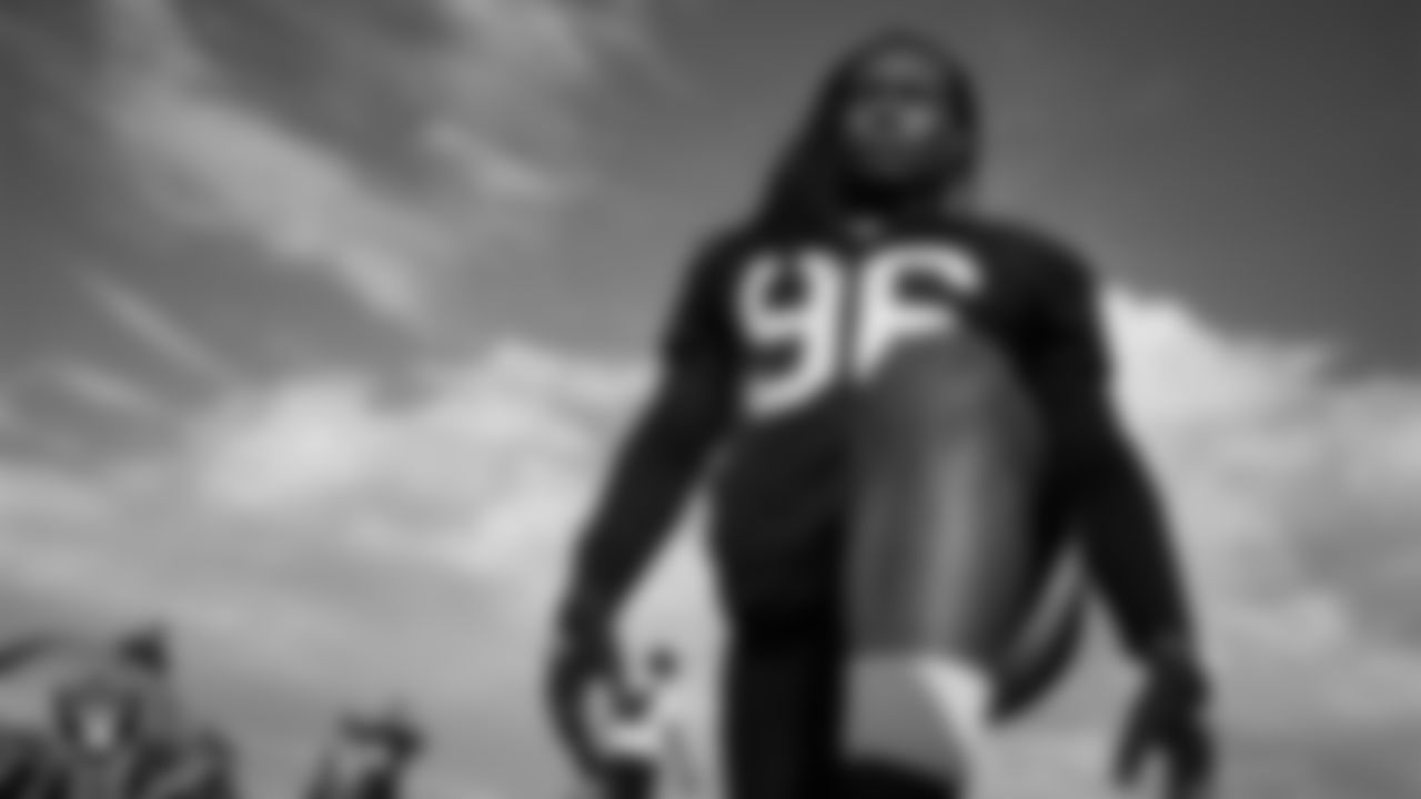 Las Vegas Raiders defensive tackle Darius Philon (96) on the field for practice at 2021 Training Camp.