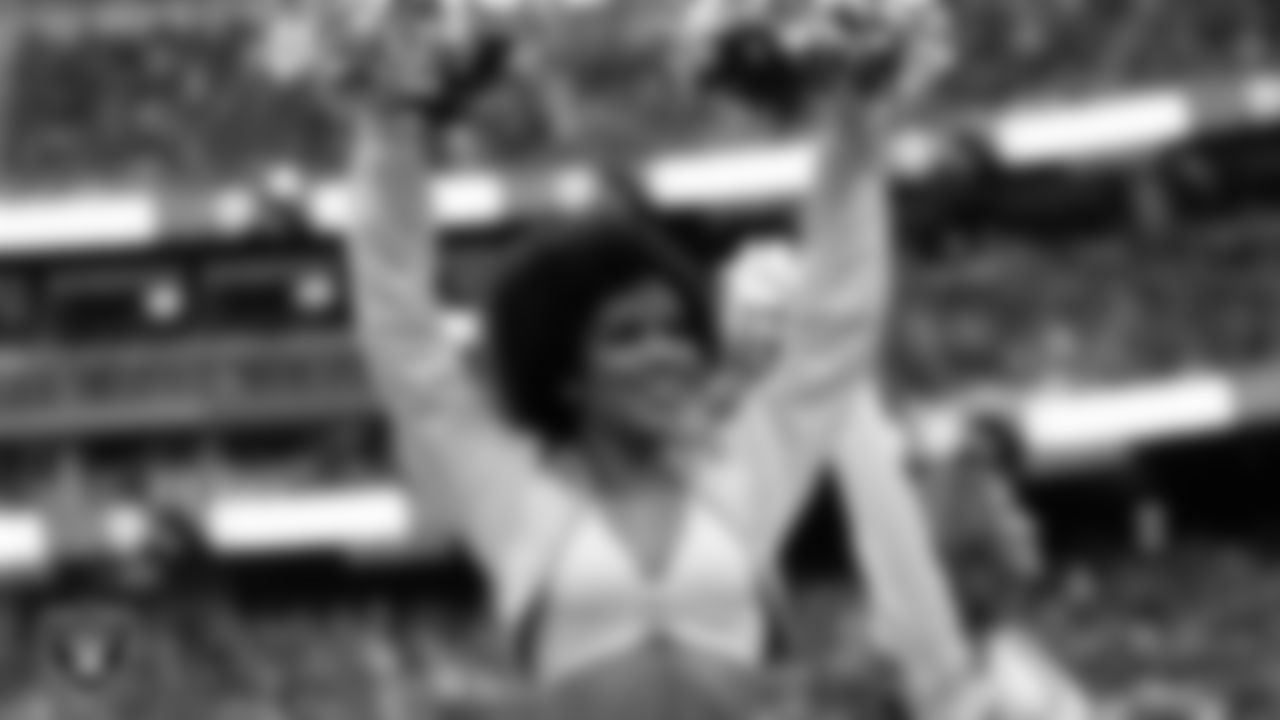 Raiderette Vicky on the sidelines during the regular season home game against the Arizona Cardinals at Allegiant Stadium.