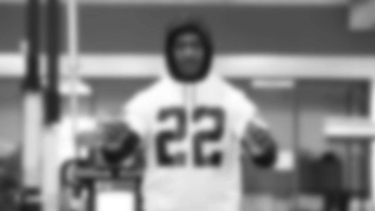 Raiders running back Isaiah Crowell at a workout during phase one of the offseason program at the Raiders Practice Facility in Alameda, Calif.