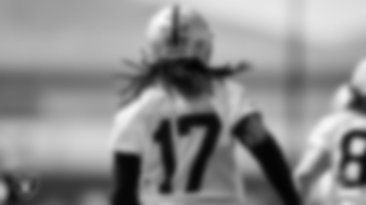 Las Vegas Raiders wide receiver Davante Adams (17) during Day One of 2022 Veteran Minicamp.