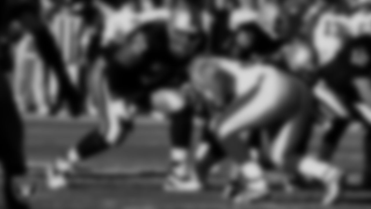 Lincoln Kennedy played in 121 games with 119 starts in eight years with the Raiders. He was selected for three Pro Bowls and named 1st Team All-Pro once. Kennedy anchored a line for an offense that led the NFL in rushing in 2000 and total offense in 2002, and was a key member of three straight AFC West championship squads and started at right tackle in Super Bowl XXXVII.