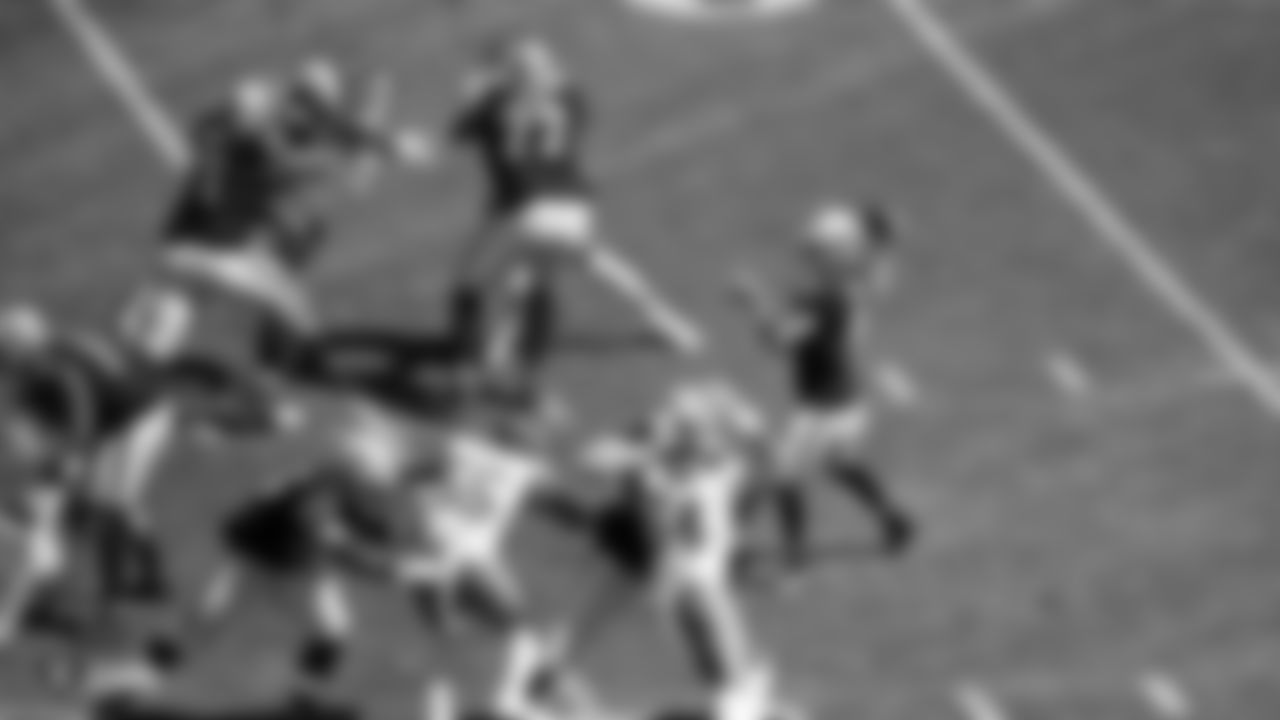 Raiders quarterback Derek Carr (4) throws upfield during the Raiders regular season game against the Kansas City Chiefs.