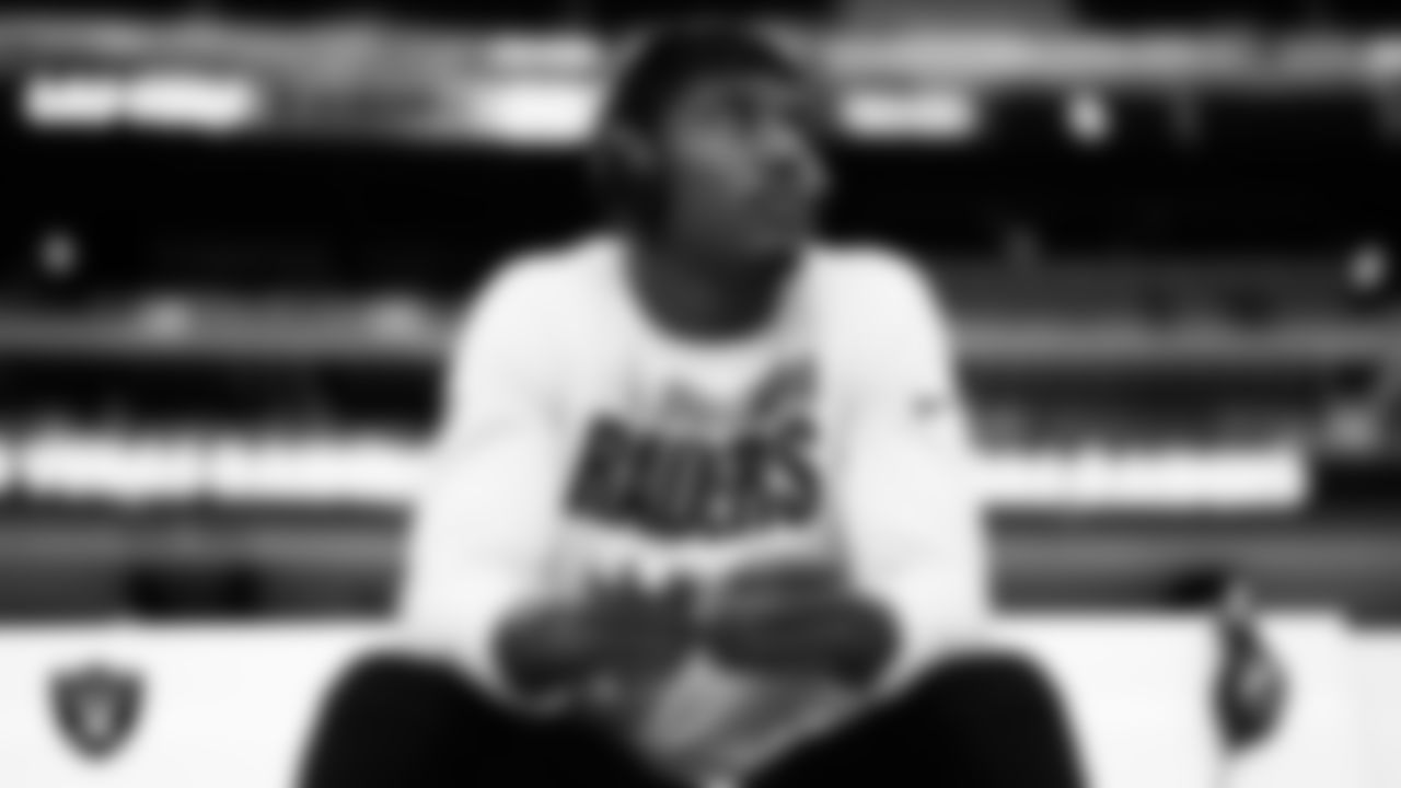 Las Vegas Raiders wide receiver Zay Jones (7) on the bench before the regular season home game against the Washington Football Team.